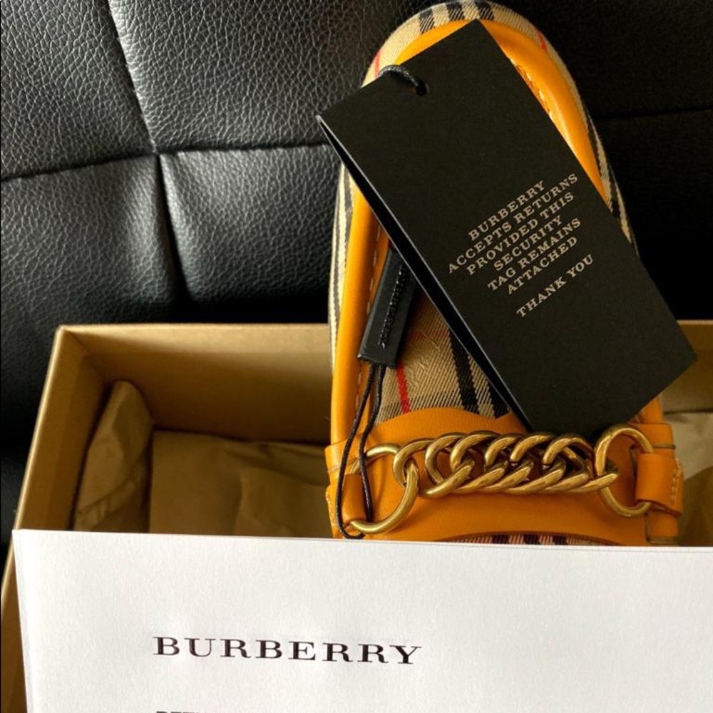 Burberry Dress Shoes - Picture 6 of 8